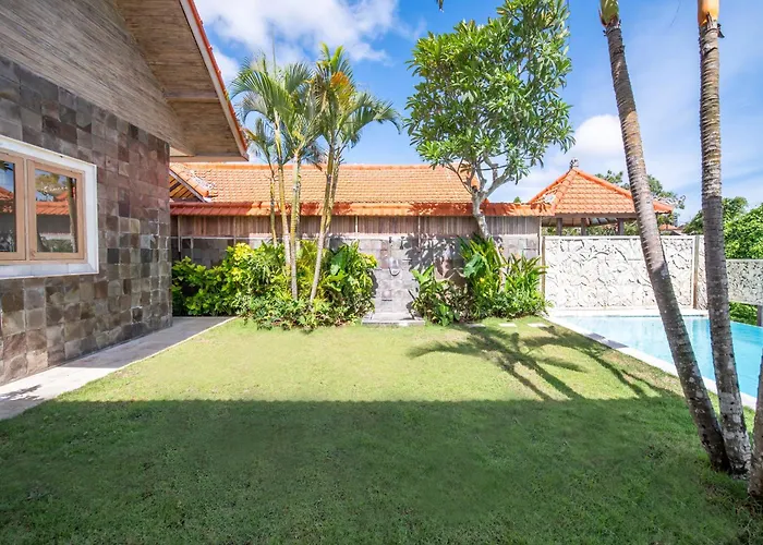 Tropical Indah - Private Jungle Oasis With Pool & Views ヴィラ ウルワツ